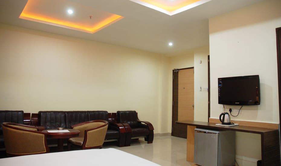 Hotel Sitara Royal Hyderabad Exterior photo